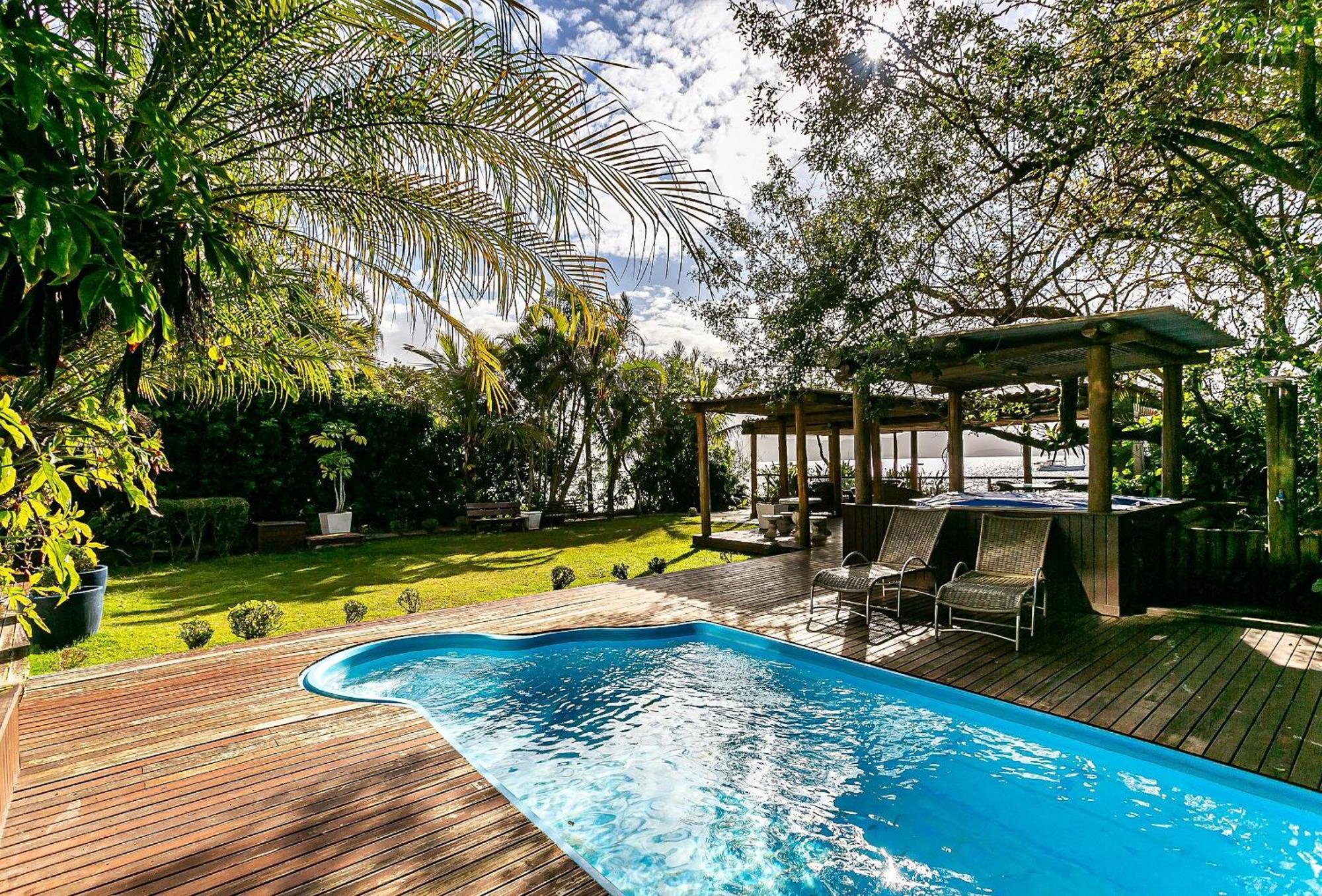 Apartamento Pé Na Areia Em Jurerê Jbm202 Apartamento Florianópolis